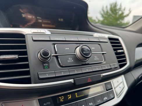 Used 2013 Honda Accord Sport image 23