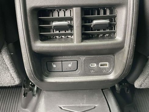 Used 2019 Cadillac XT4 Sport image 13