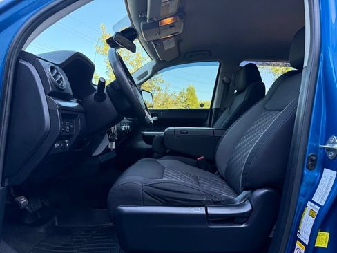 Used 2018 Toyota Tundra SR5 AWD/4WD image 22