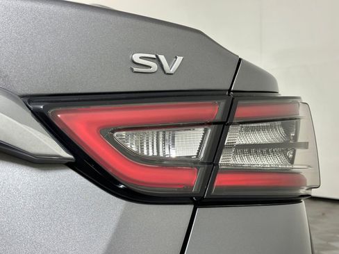 Used 2022 Nissan Maxima SV w/ Floor Mat Group FWD image 13