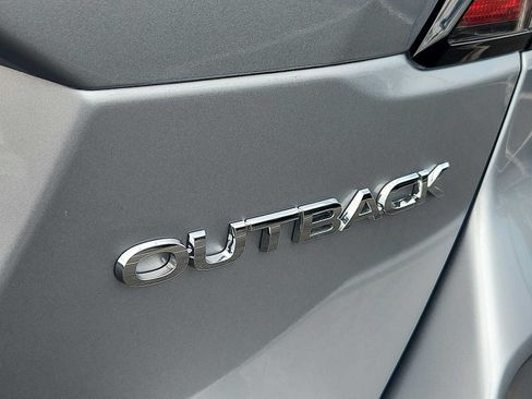 Used 2025 Subaru Outback AWD/4WD image 28