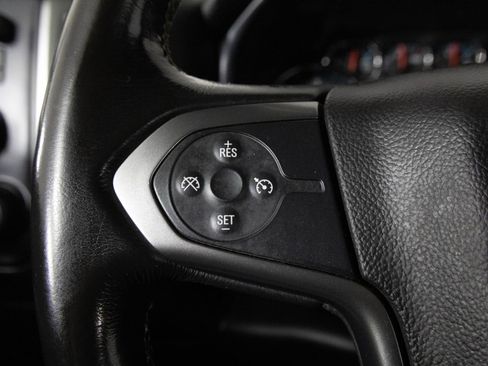 Used 2018 Chevrolet Silverado 1500 LT w/ All Star Edition image 28