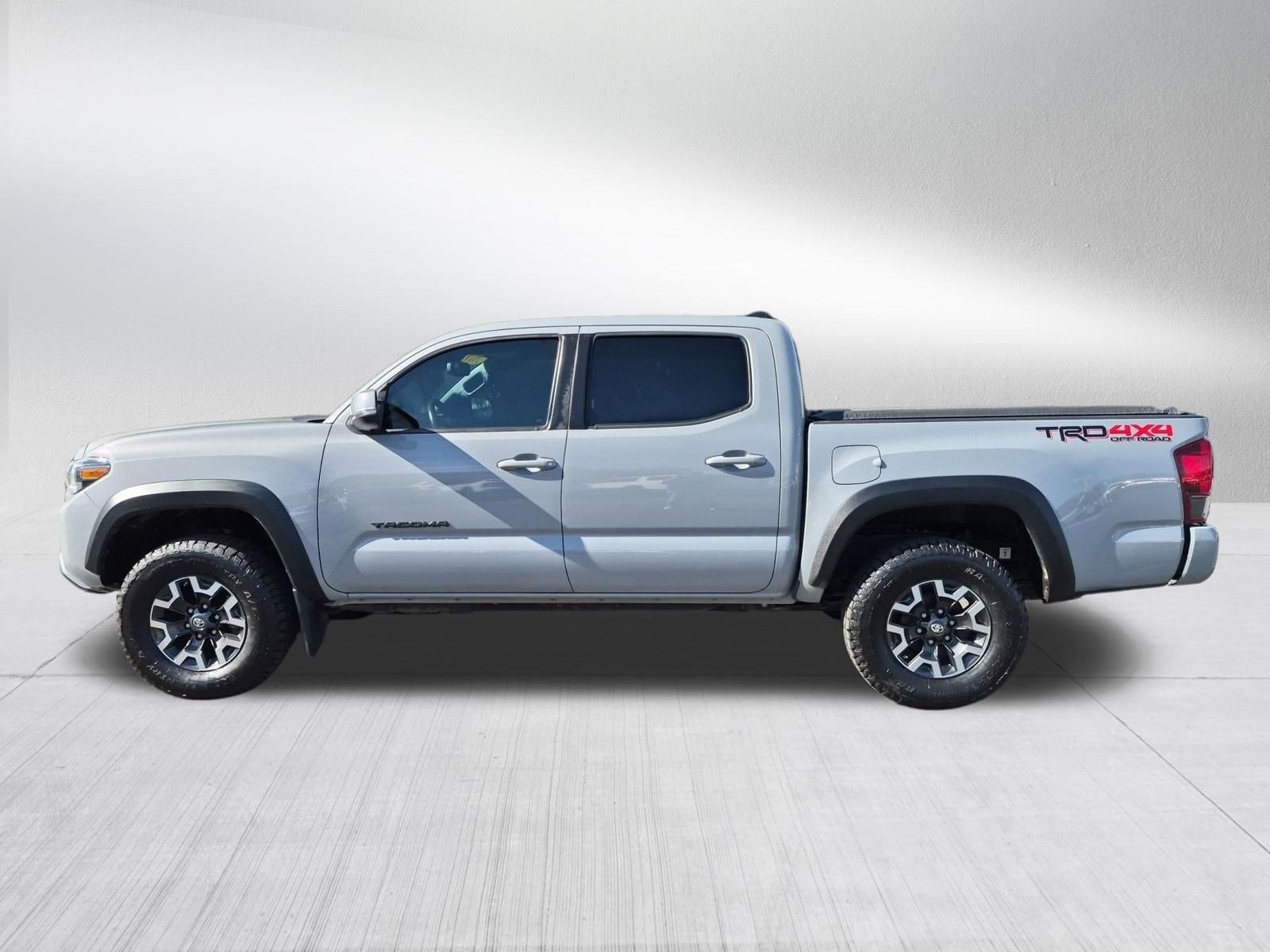 Used 2019 Toyota Tacoma TRD Off-Road w/ TRD Premium Off Road Package AWD/4WD image 2