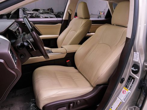 Used 2020 Lexus RX 450hL Luxury w/ Accessory Package image 35