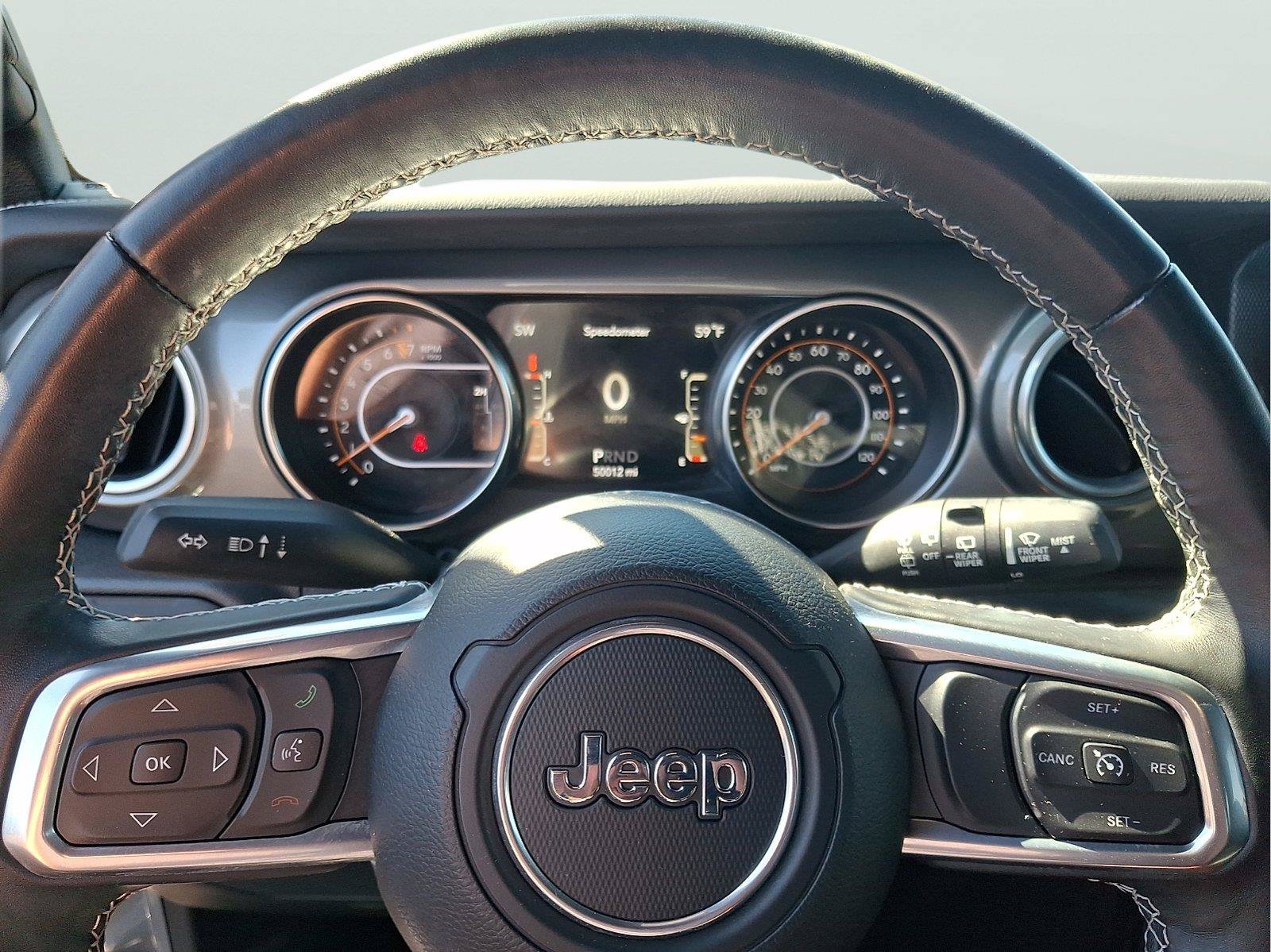 Used 2022 Jeep Wrangler Unlimited Sahara w/ Cold Weather Group AWD/4WD image 19