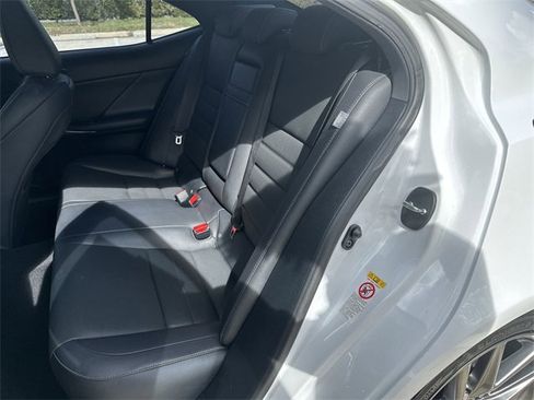Used 2018 Lexus IS 350 F Sport image 27