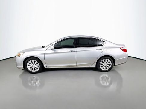 Used 2015 Honda Accord Touring image 4