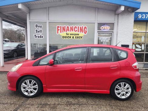 Used 2010 Honda Fit Sport image 2