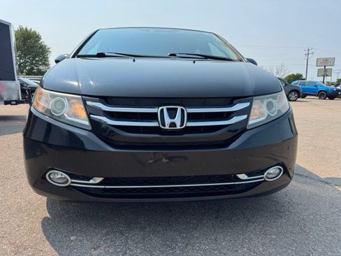 Used 2016 Honda Odyssey Touring Elite image 2