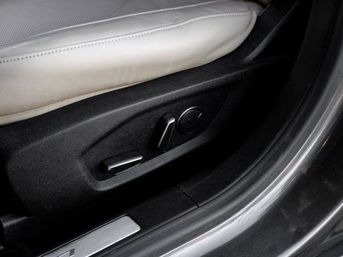 Used 2017 Ford Fusion Titanium image 46