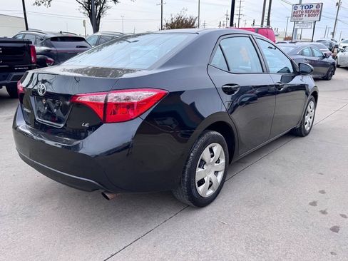 Used 2017 Toyota Corolla LE FWD image 11