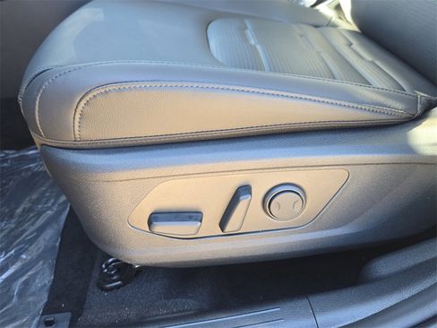 New 2026 Kia Sportage SX image 23