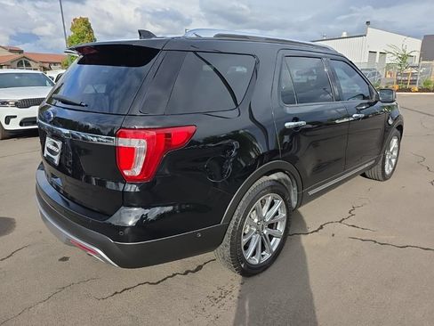 Used 2016 Ford Explorer Limited w/ Equipment Group 301A FWD image 5