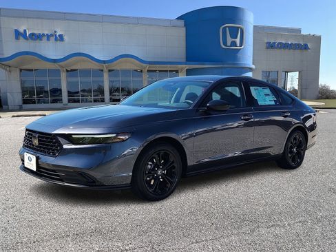 New 2025 Honda Accord SE image 2