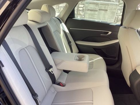 New 2026 Hyundai Sonata SEL FWD image 15