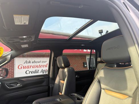 Used 2023 GMC Yukon XL AT4 w/ Technology Package image 23