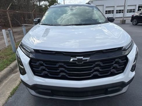 Used 2026 Chevrolet Equinox LT w/ Midnight Edition image 8