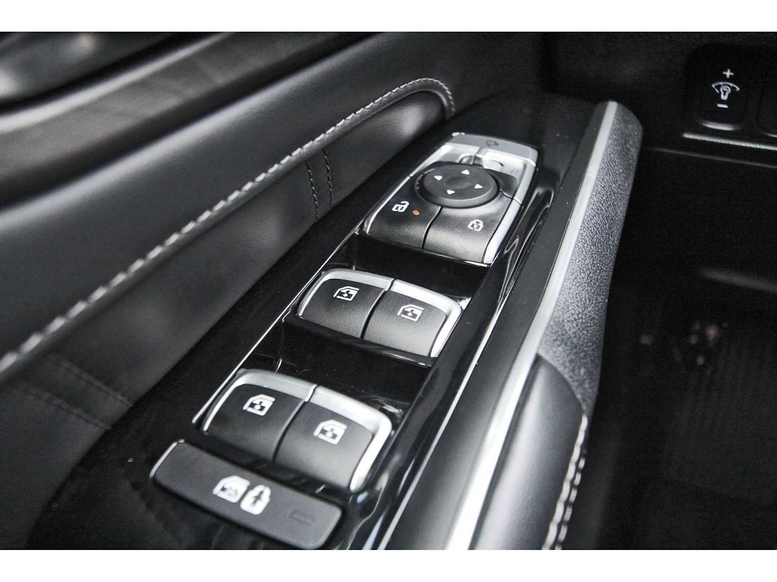 Used 2024 Kia Sorento SX AWD/4WD image 21