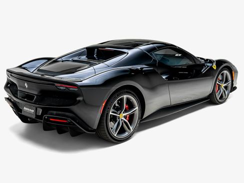 Used 2024 Ferrari 296 GTS RWD image 12