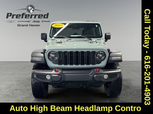 Used 2024 Jeep Wrangler Unlimited Rubicon w/ Safety Group image 11