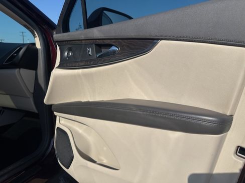 Used 2020 Lincoln Nautilus Reserve image 9