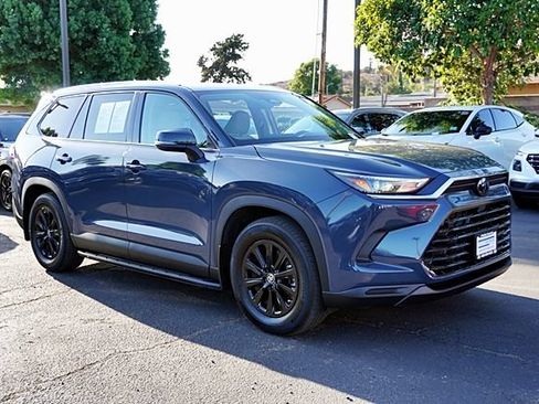 Used 2025 Toyota Grand Highlander AWD Hybrid image 6