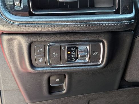Used 2021 Lincoln Nautilus Reserve FWD image 17