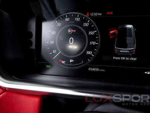 Used 2022 Land Rover Range Rover Sport SVR Carbon Edition image 31