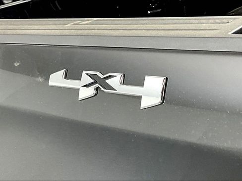 New 2026 GMC Sierra 1500 Pro AWD/4WD image 9