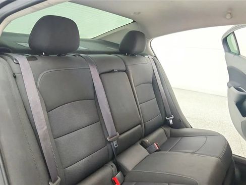 Used 2017 Chevrolet Cruze LT w/ Convenience Package FWD image 28