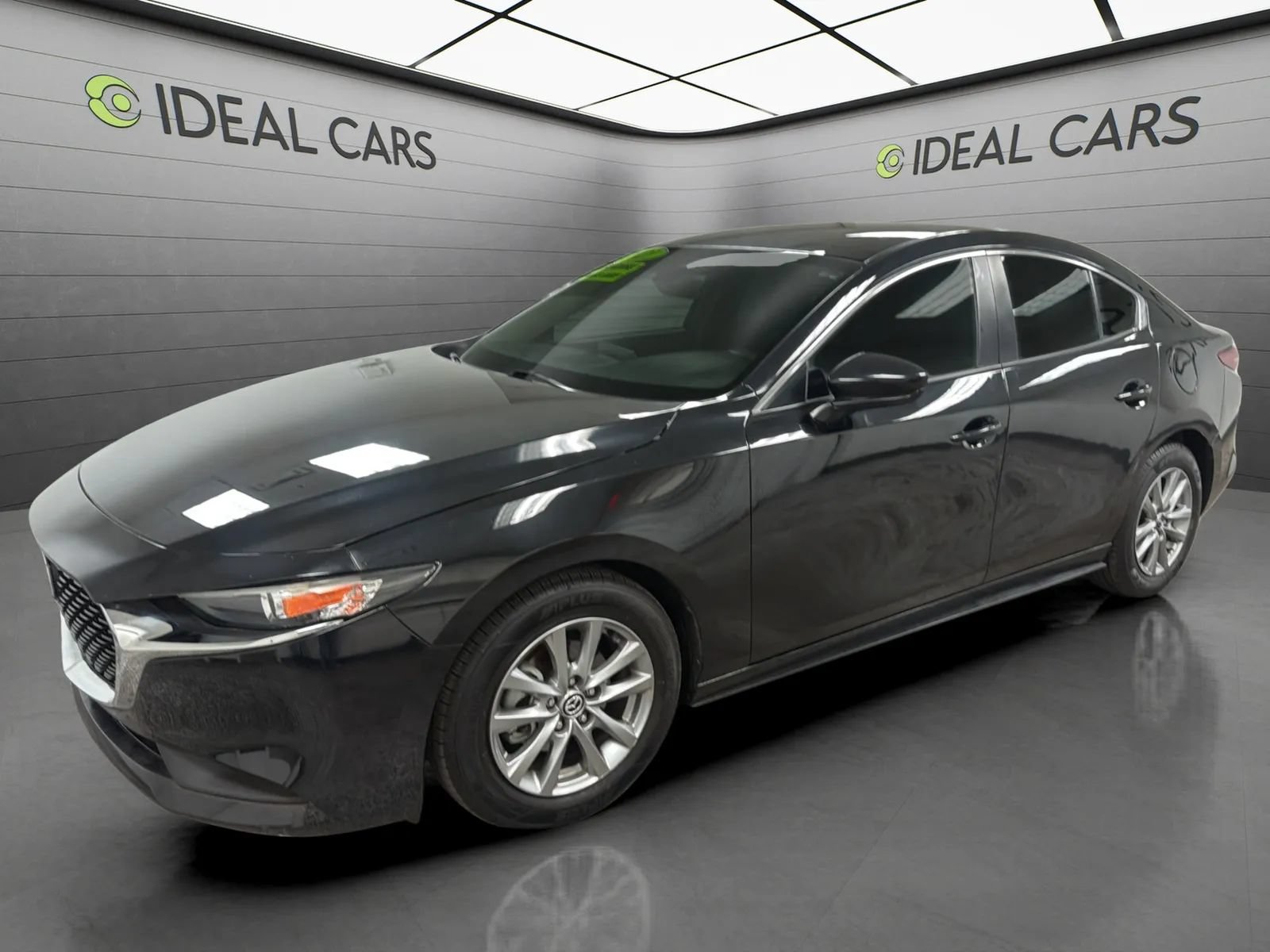 Used 2021 MAZDA MAZDA3 Sedan FWD image 1