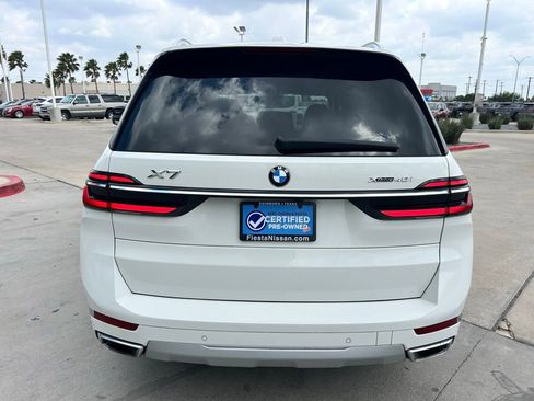 Used 2025 BMW X7 xDrive40i AWD/4WD image 6