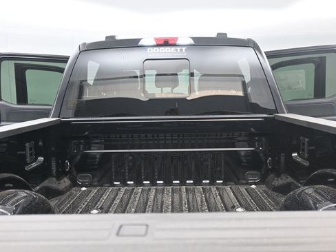 New 2026 Ford F250 Platinum image 12