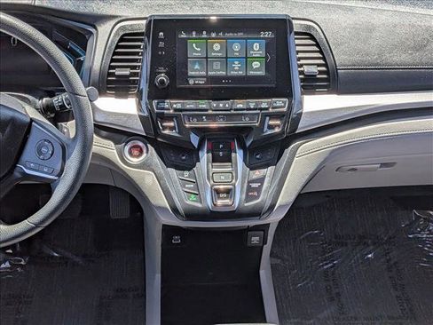 Certified 2024 Honda Odyssey EX image 12