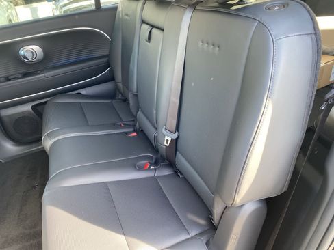 Used 2026 Hyundai Ioniq 9 SEL image 11