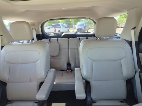 Certified 2023 Ford Explorer Limited w/ Equipment Group 301A image 26