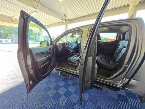 Used 2022 Chevrolet Colorado Z71 image 21