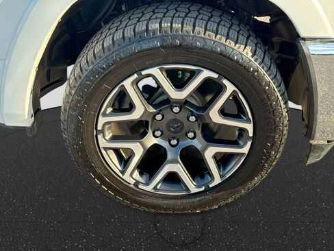 Used 2025 RAM 1500 Laramie AWD/4WD image 20