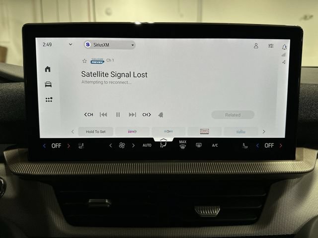 Used 2026 Ford Explorer Active w/ Active Comfort Package AWD/4WD image 16