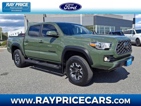 Used 2021 Toyota Tacoma TRD Off-Road w/ Technology Package AWD/4WD image 1