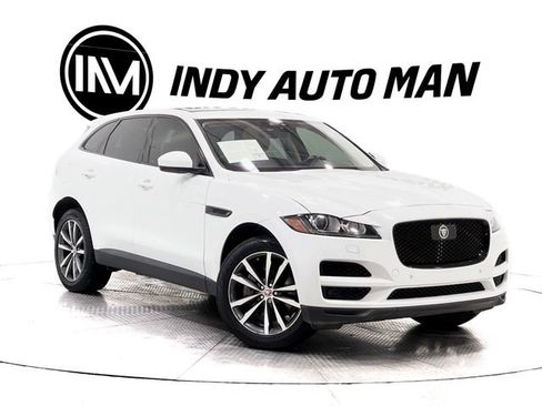 Used 2019 Jaguar F-PACE Prestige image 2