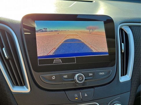 Used 2023 Chevrolet Malibu LT image 28