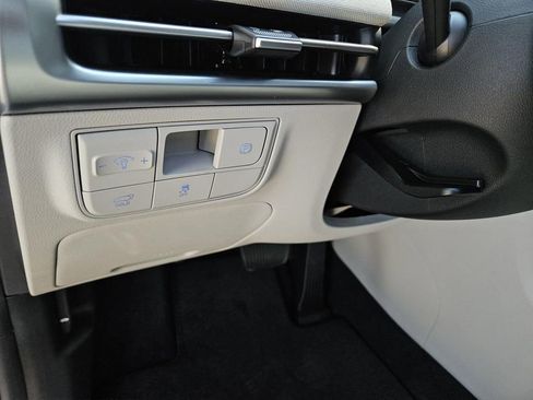 New 2026 Hyundai Tucson Limited FWD image 23