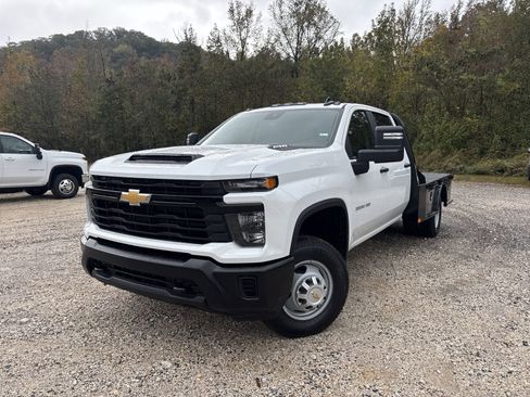 New 2026 Chevrolet Silverado 3500 W/T w/ WT Convenience Package image 12