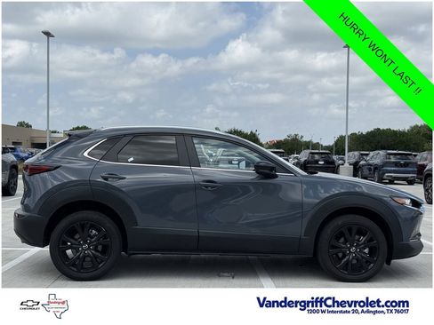 Used 2025 MAZDA CX-30 AWD 2.5 S w/ Preferred Package image 3