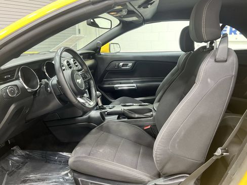 Used 2016 Ford Mustang Convertible w/ Equipment Group 051A RWD image 11