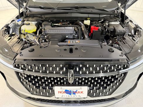 New 2026 Lincoln Nautilus Premier image 31