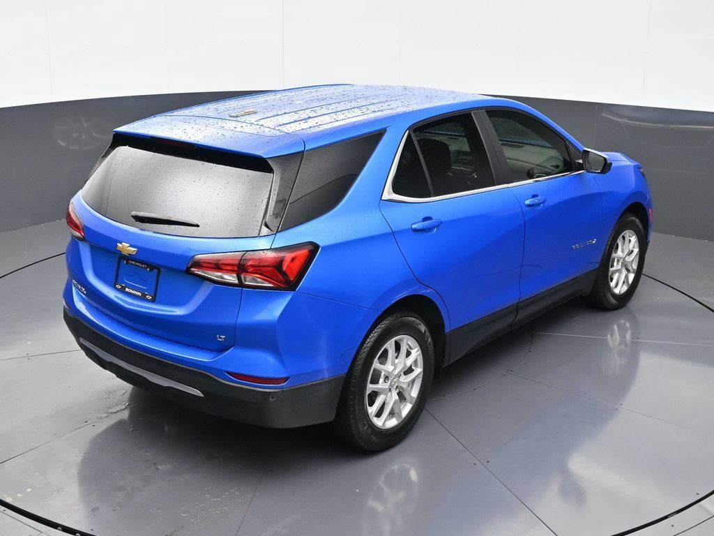 Used 2024 Chevrolet Equinox LT FWD image 16