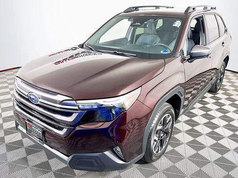Used 2026 Subaru Forester Premium AWD/4WD image 3