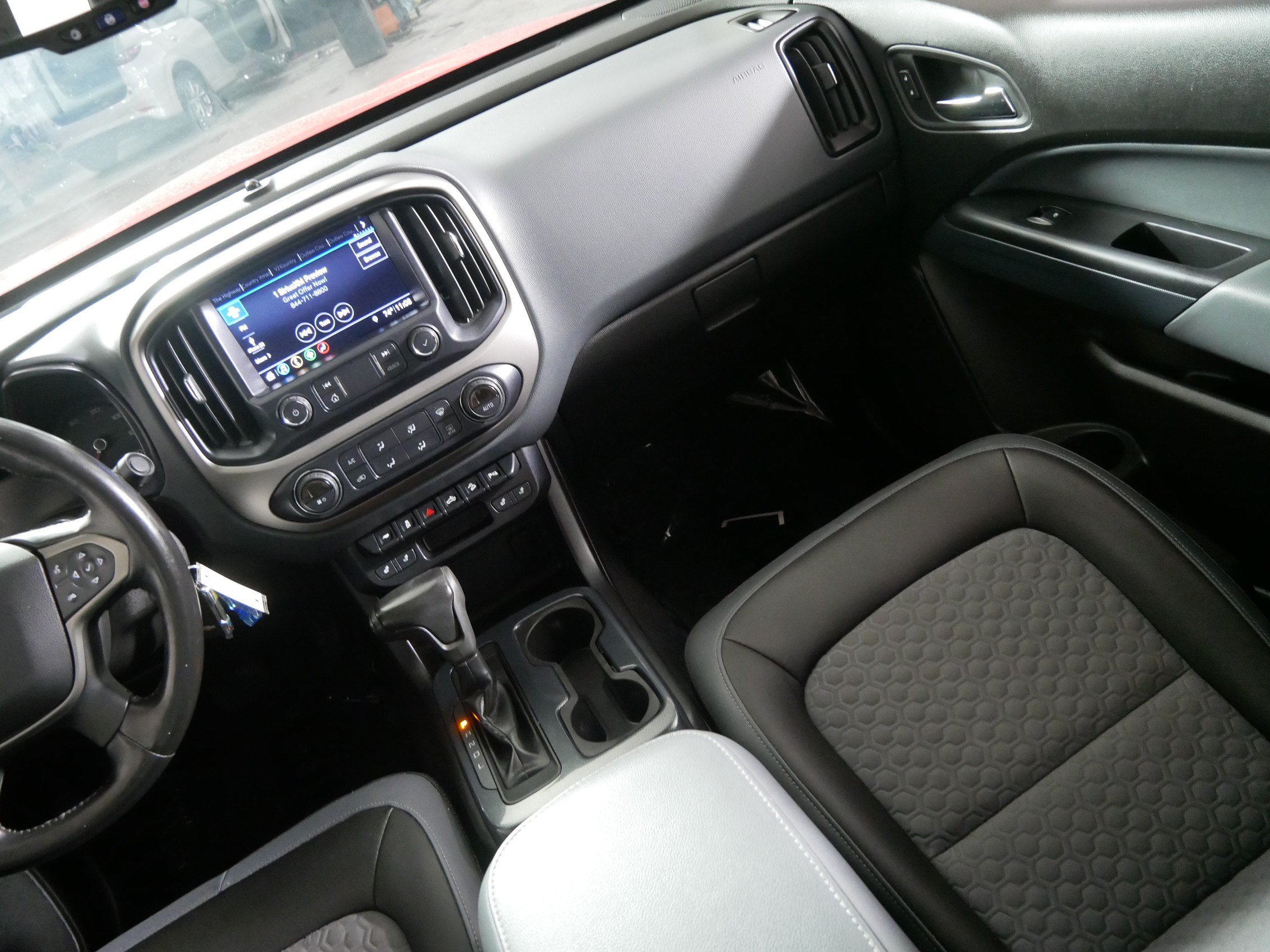 Certified 2019 Chevrolet Colorado Z71 AWD/4WD image 11